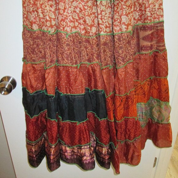 ✨ Boho Silk Patchwork Peasant Skirt – Long, Flowing & Fabulous! ✨ - Picture 5 of 9